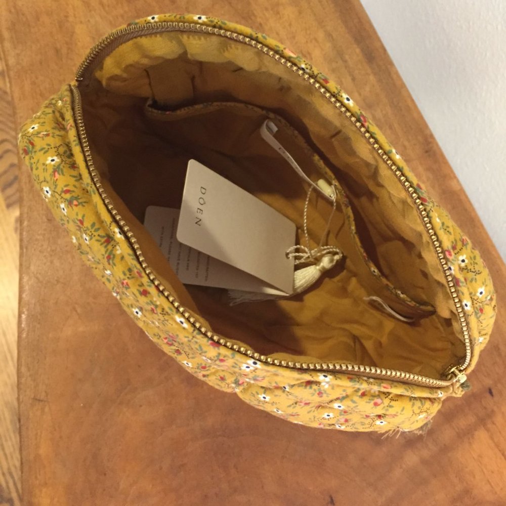 DOEN NWT Floral Quilted Pouch